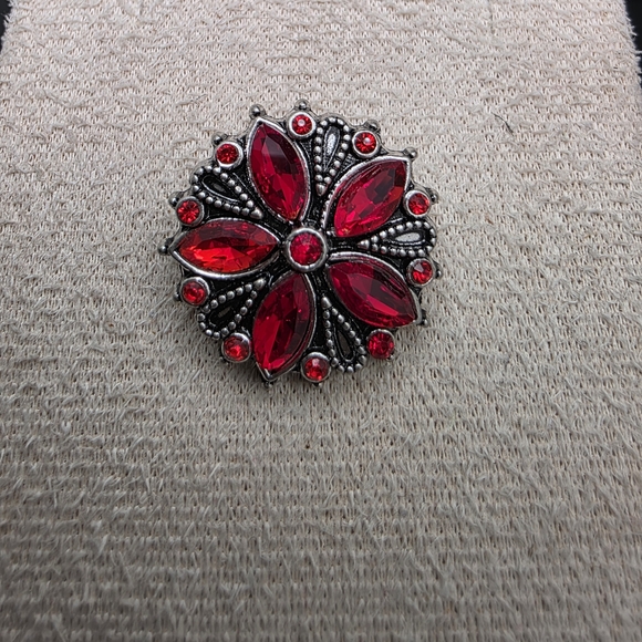 Snap Jewelry - Elegant Red Floral Snap Button (1878)